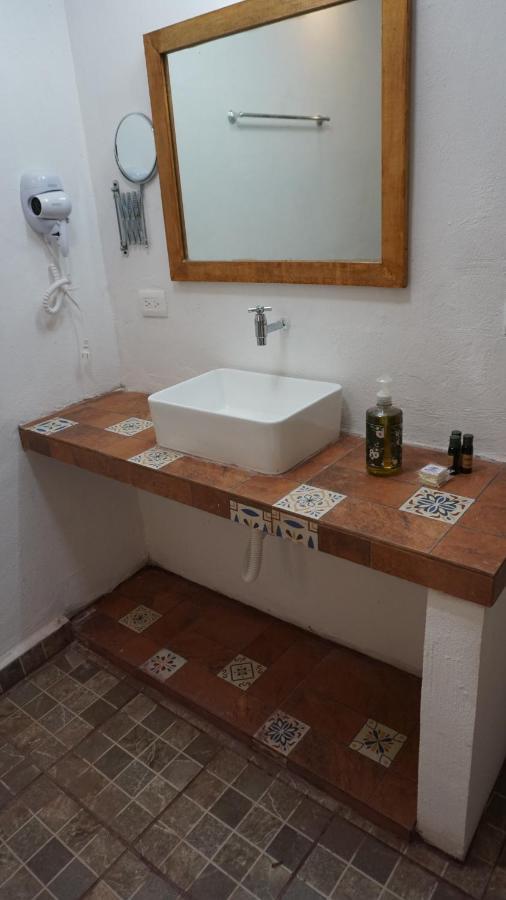 Hotel Casa Frida à Chelem Extérieur photo